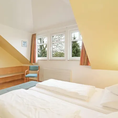 Apartment Damhirsch Gutshof Sparow Alt Schwerin